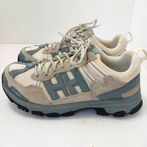 Helly Henson Hiker sneakers, Size 5.5‎